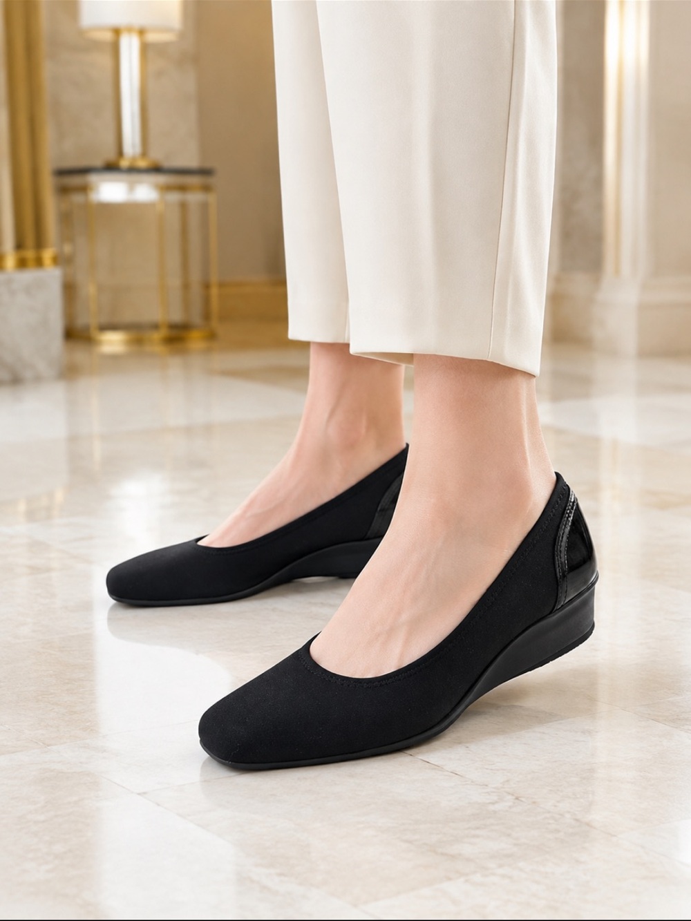Beautiful Anne Klein Black Fabric Wedge Pumps with Patent Heel❤️7.5